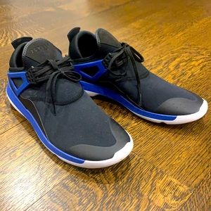 Jordan Trainers (Men’s US 10.5)